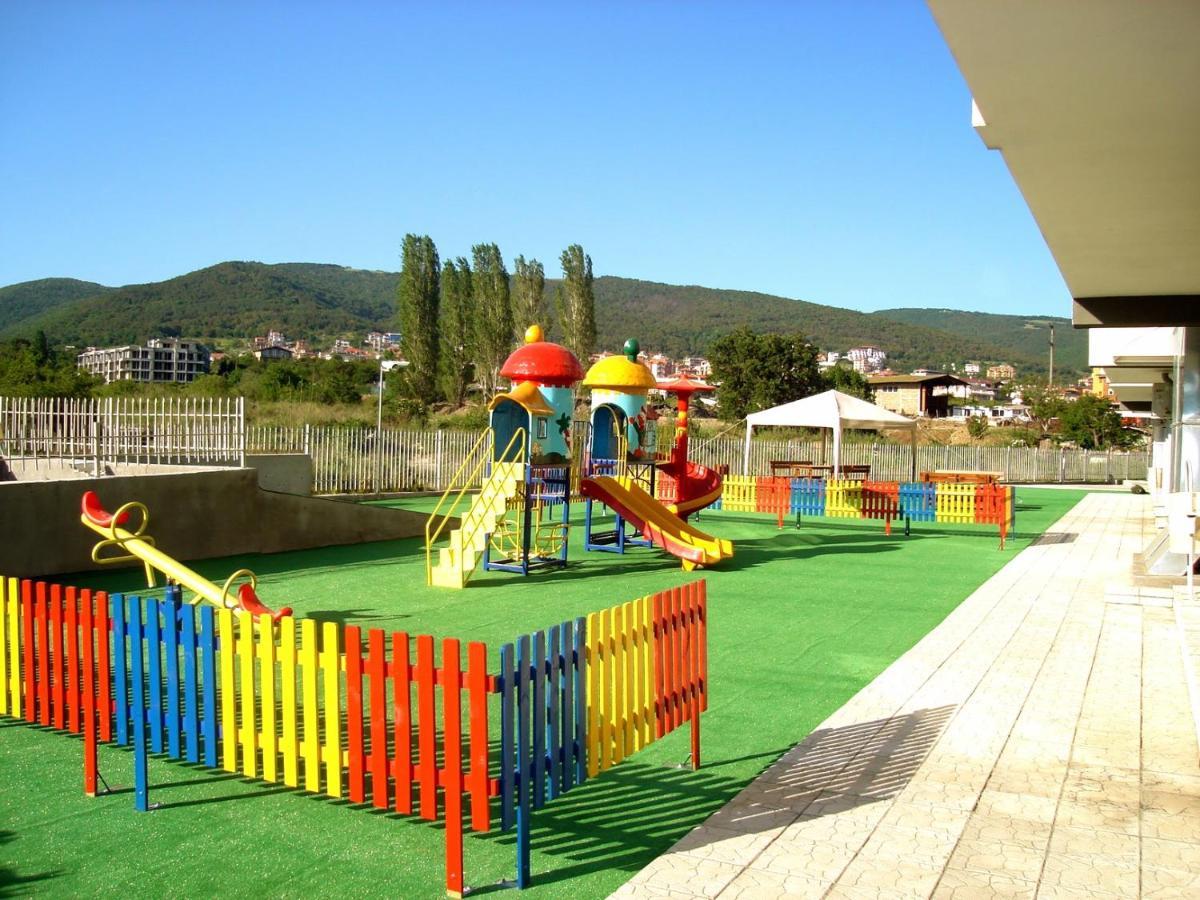 Green Dream 3 Rooms Apartment Butterfly Sunny Beach Eksteriør billede